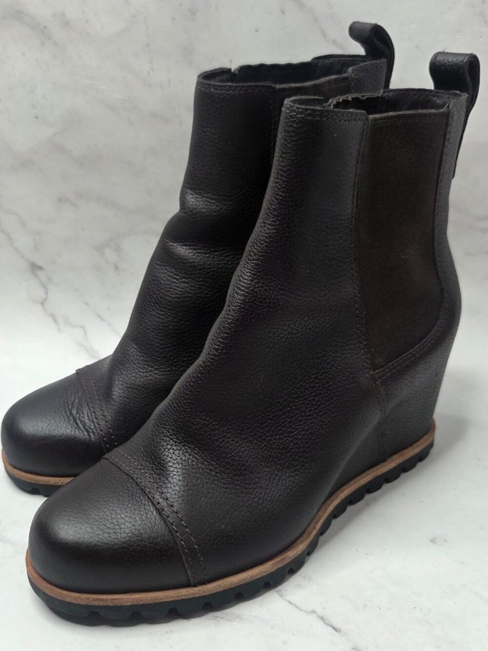 UGG PAX Chocolate Brown Waterproof Wedge Boots Booties Women's 7